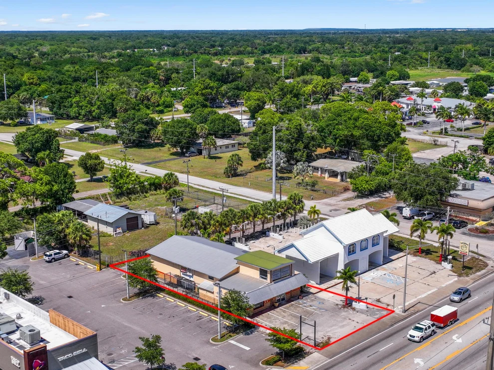 Unit for sale at 505 NE Park Street, Okeechobee, FL 34972