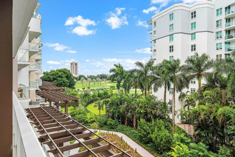 Unit for sale at 220 SE Mizner Boulevard, Boca Raton, FL 33432