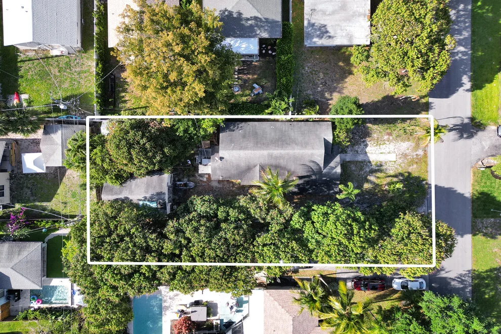 Unit for sale at 31 NE 14th Avenue, Pompano Beach, FL 33060