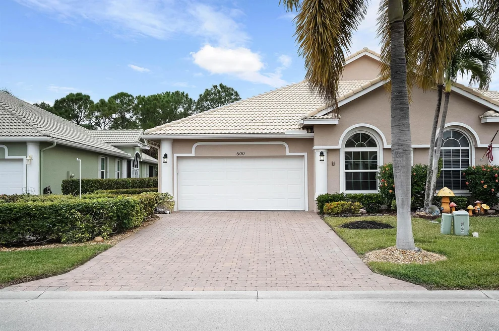 Unit for sale at 600 NW Red Pine Way, Jensen Beach, FL 34957