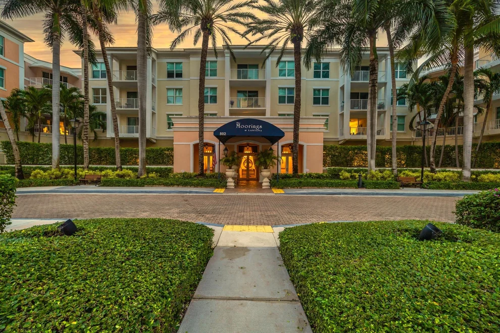 Unit for sale at 802 W Windward 215 Way, Lantana, FL 33462