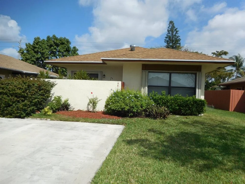 Unit for sale at 5417 Garden Hills Circle, West Palm Beach, FL 33415