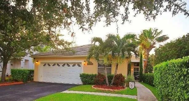 Unit for sale at 149 W Bayridge Drive, Weston, FL 33326