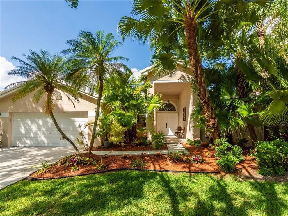 Unit for sale at 1912 Water Ridge Drive, Weston, FL 33326