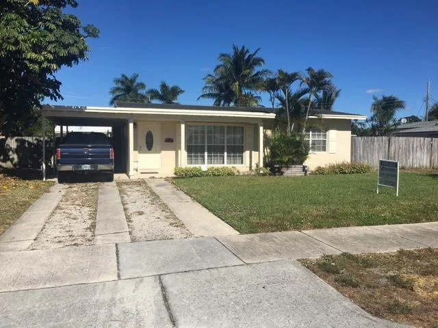 Unit for sale at 1213 W Pine Street, Lake Worth, FL 33462