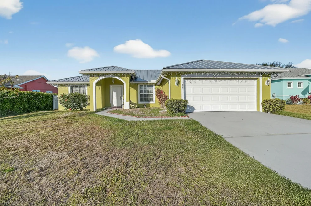 Unit for sale at 933 SW General Patton Terrace, Port St Lucie, FL 34953
