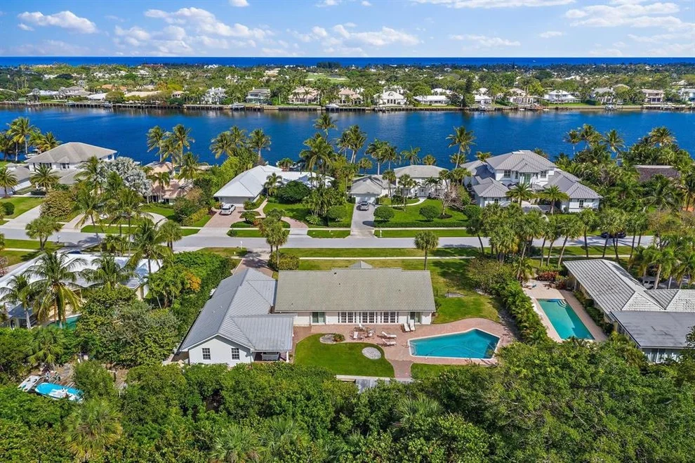 Unit for sale at 11863 Lake Shore Place, North Palm Beach, FL 33408