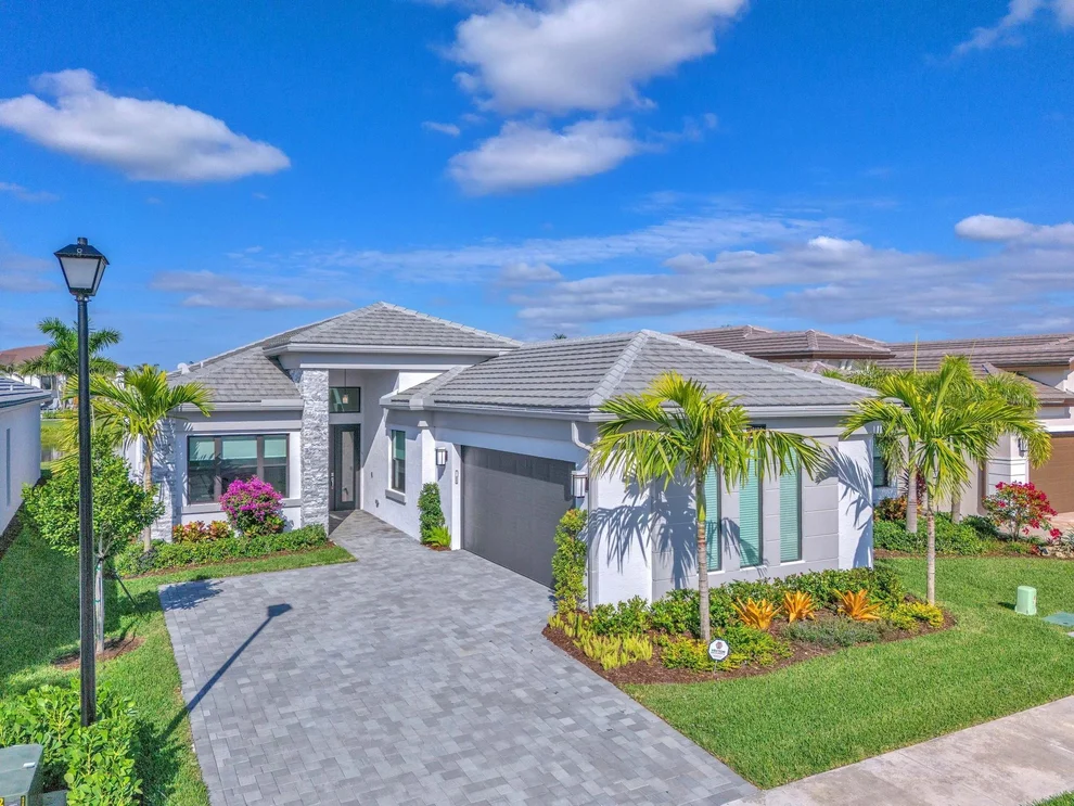 Unit for sale at 9404 Mountain Pine Grove, Boynton Beach, FL 33473