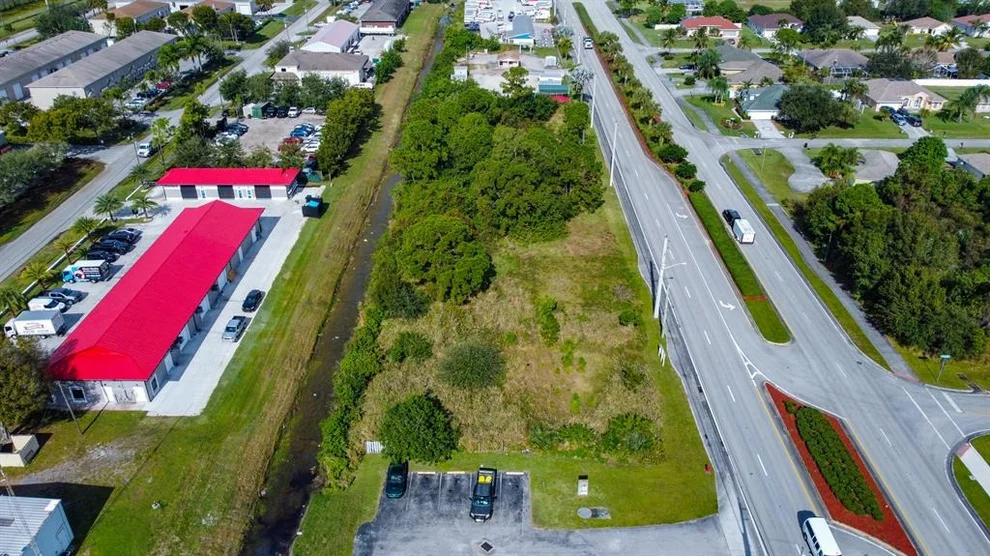 Unit for sale at 1962 SW Bayshore Boulevard, Port St Lucie, FL 34984