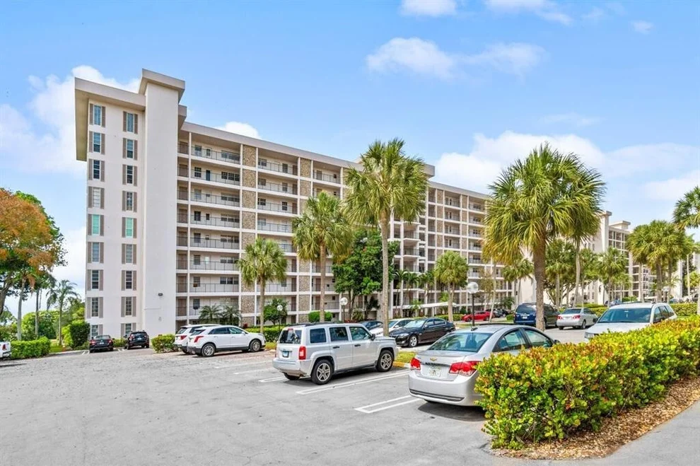 Unit for sale at 3050 N Palm Aire Drive, Pompano Beach, FL 33069