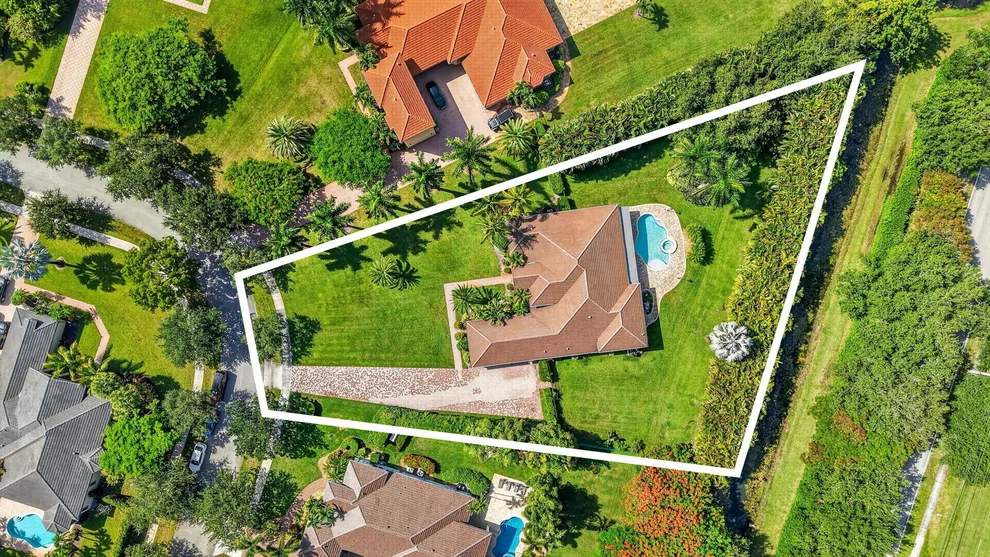 Unit for sale at 3143 SW 141st Terrace, Davie, FL 33330