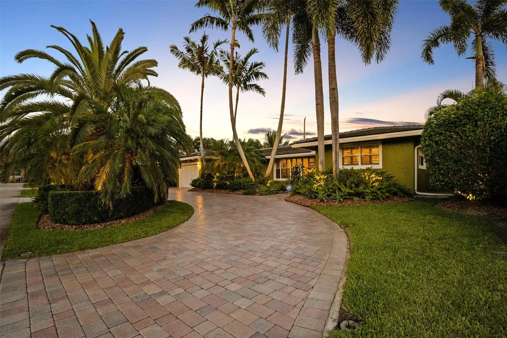 Unit for sale at 4640 Twin Lakes Boulevard, Fort Lauderdale, FL 33309