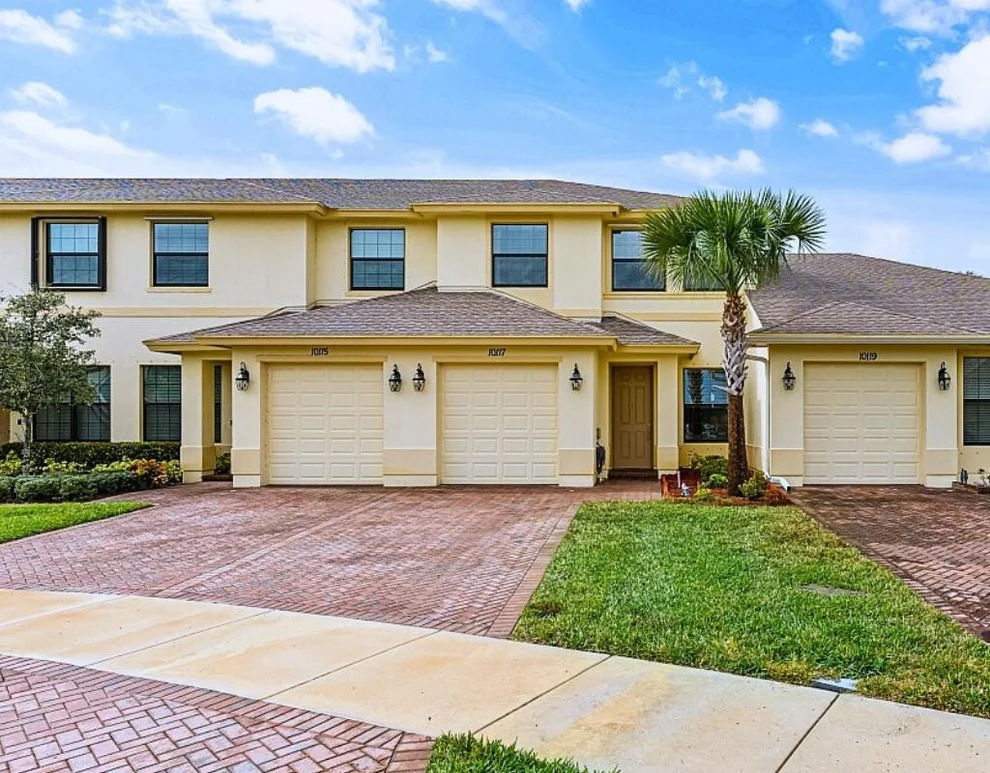 Unit for sale at 10117 W Villa Circle, Vero Beach, FL 32966