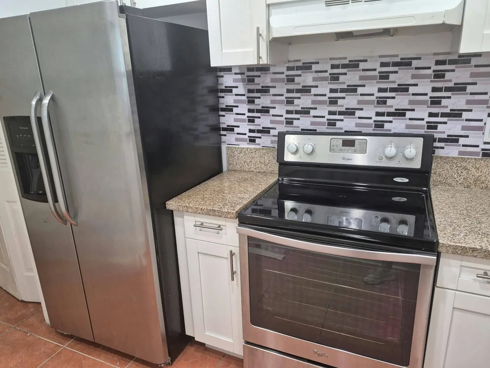 Unit for sale at 2700 RIVERSIDE Drive, Coral Springs, FL 33065