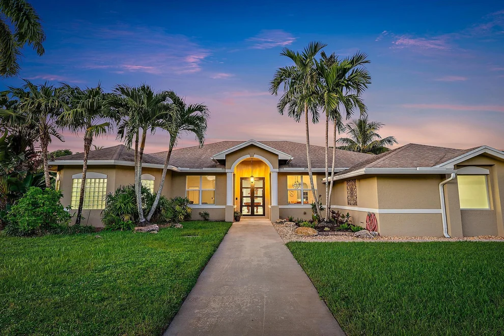 Unit for sale at 15847 86th Road N, Loxahatchee, FL 33470
