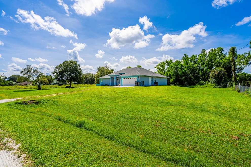 Unit for sale at 16244 E Burns Drive, Loxahatchee, FL 33470
