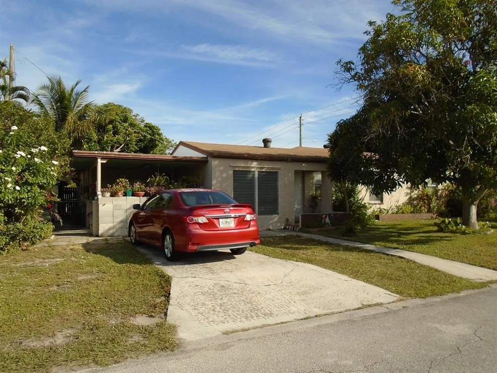 Unit for sale at 801 El Prado, West Palm Beach, FL 33405