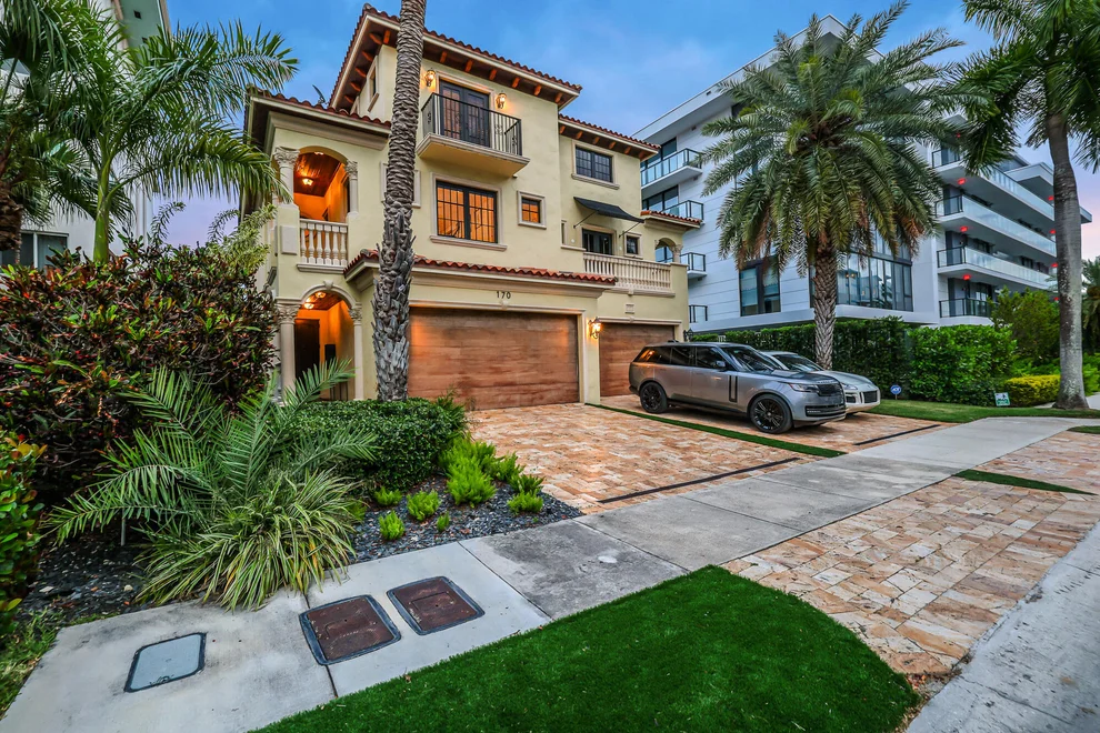 Unit for sale at 170 Isle Of Venice Drive, Fort Lauderdale, FL 33301