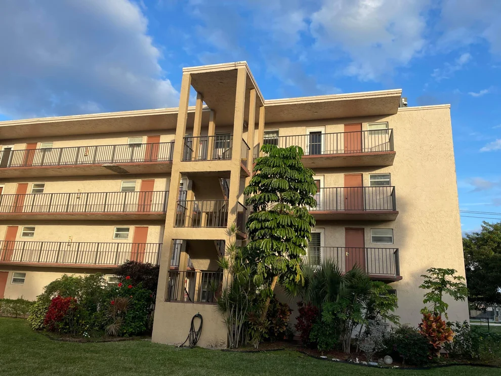 Unit for sale at 225 Bonnie Boulevard, Palm Springs, FL 33461