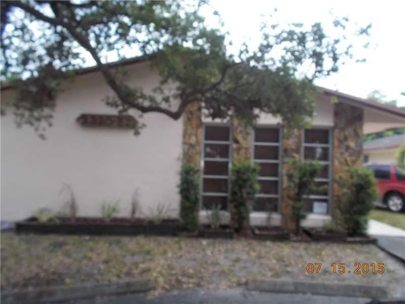 Unit for sale at 2320 Lee Street, Hollywood, FL 33020