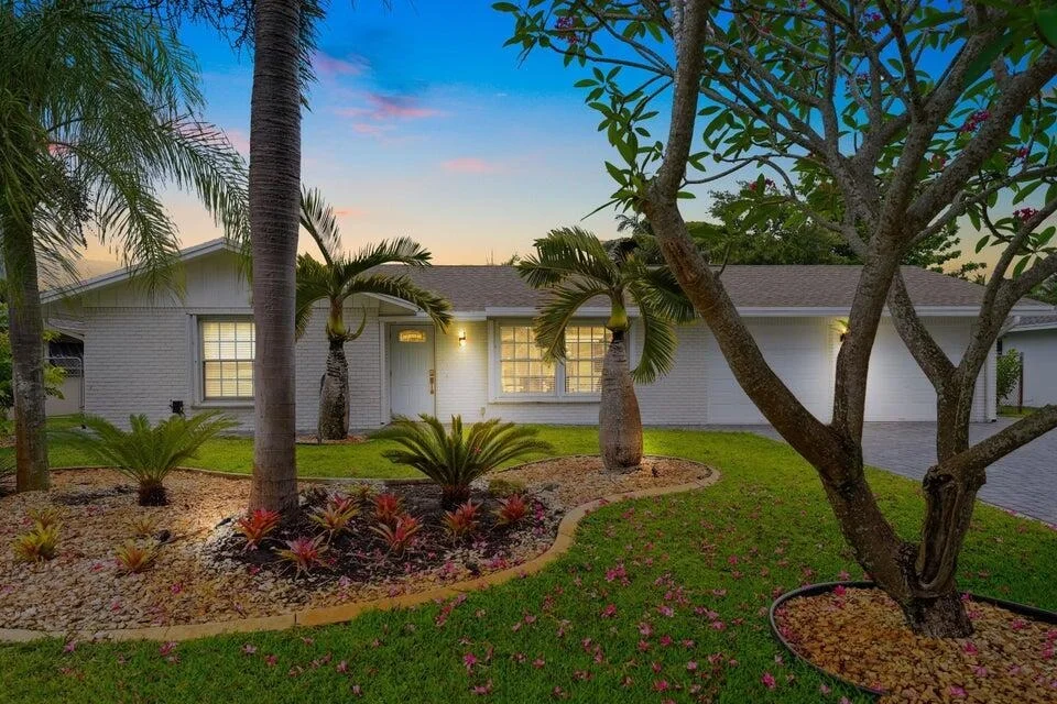 Unit for sale at 4091 Lakespur Circle N, Palm Beach Gardens, FL 33410