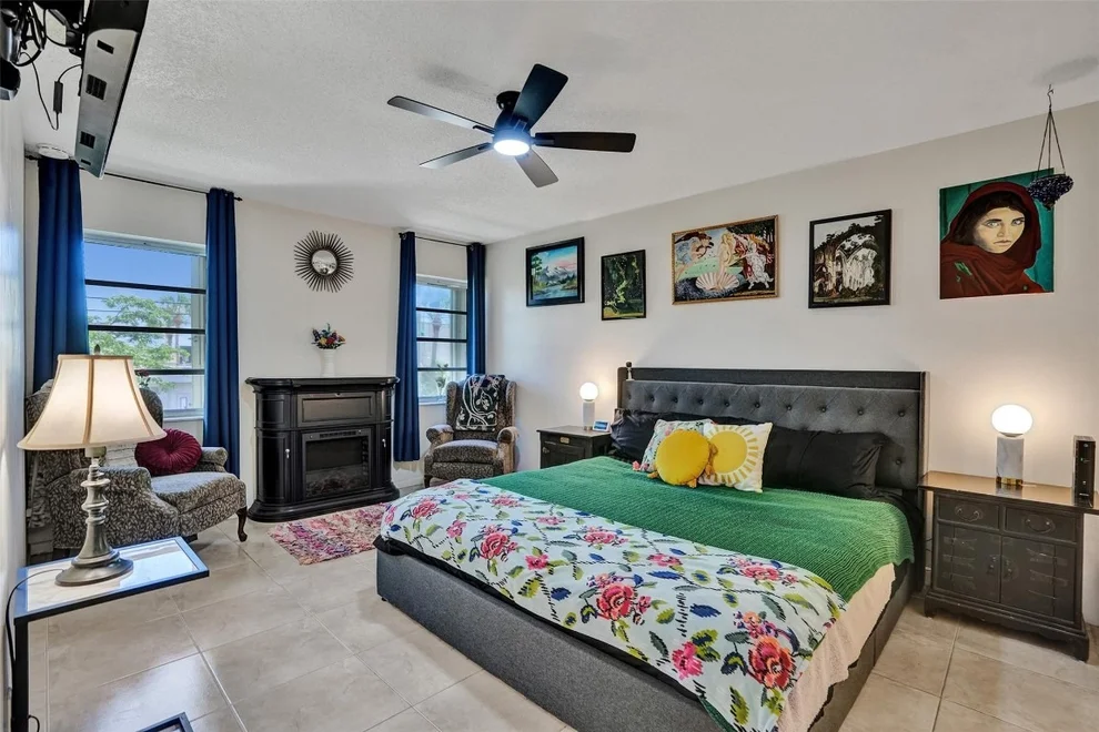 Unit for sale at 860 SE 6th Avenue, Deerfield Beach, FL 33441