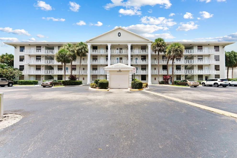 Unit for sale at 1717 Whitehall Drive, Davie, FL 33324