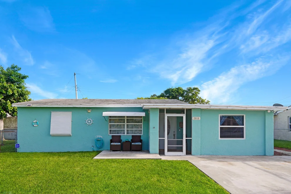 Unit for sale at 2819 Buckley Avenue, Lake Worth, FL 33461