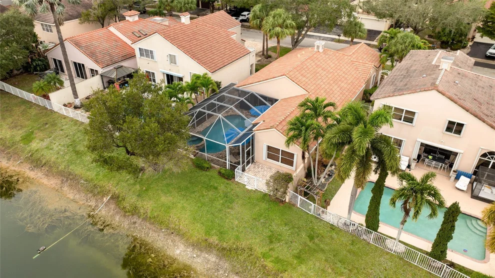 Unit for sale at 6660 NW 75th Place, Parkland, FL 33067