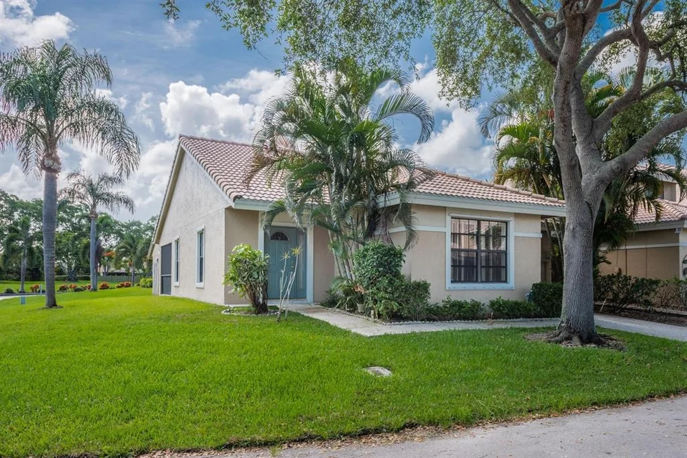 Unit for sale at 9810 61st Way S, Boynton Beach, FL 33437