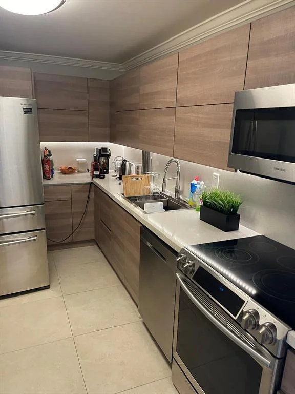 Unit for sale at 3000 S Ocean Drive, Hollywood, FL 33019