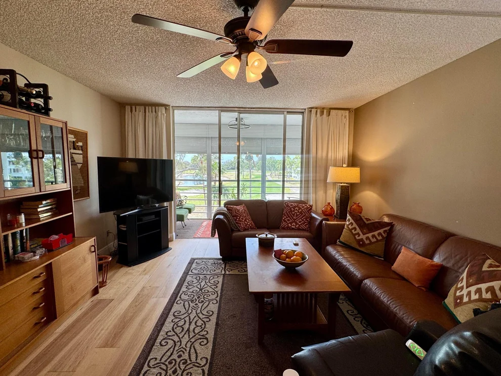 Unit for sale at 6698 10th Avenue N, Greenacres, FL 33467