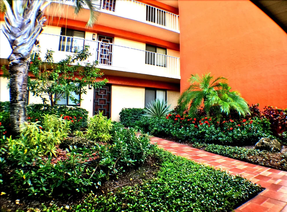 Unit for sale at 7380 S Oriole Boulevard, Delray Beach, FL 33446