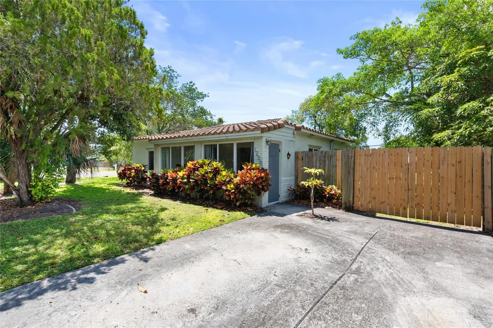 Unit for sale at 1200 SW 29th Street, Fort Lauderdale, FL 33315