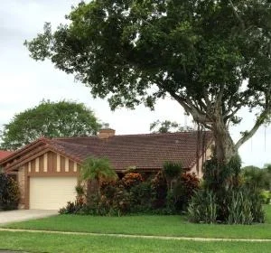 Unit for sale at 10221 Camelback Lane E, Boca Raton, FL 33498