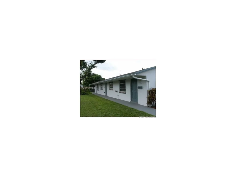 Unit for sale at 5130 SW 26th Avenue, Fort Lauderdale, FL 33312