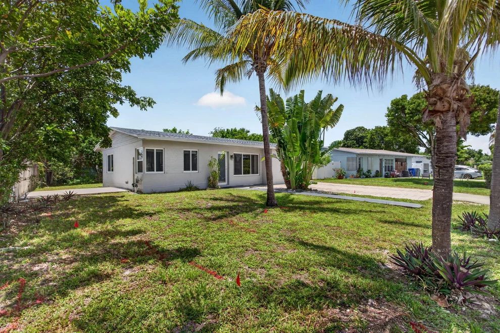 Unit for sale at 2811 NE 9th Terrace, Pompano Beach, FL 33064