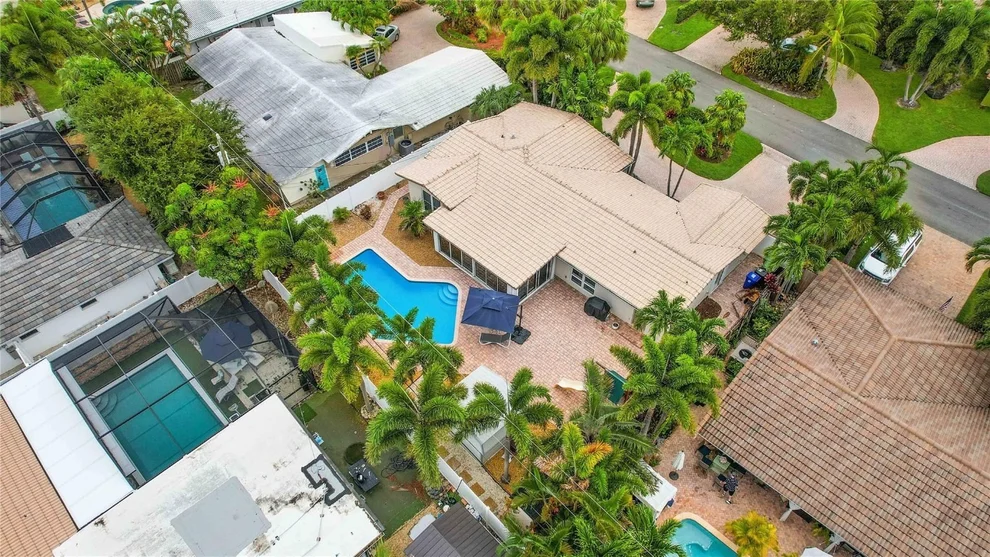 Unit for sale at 4730 NE 27th Avenue, Fort Lauderdale, FL 33308