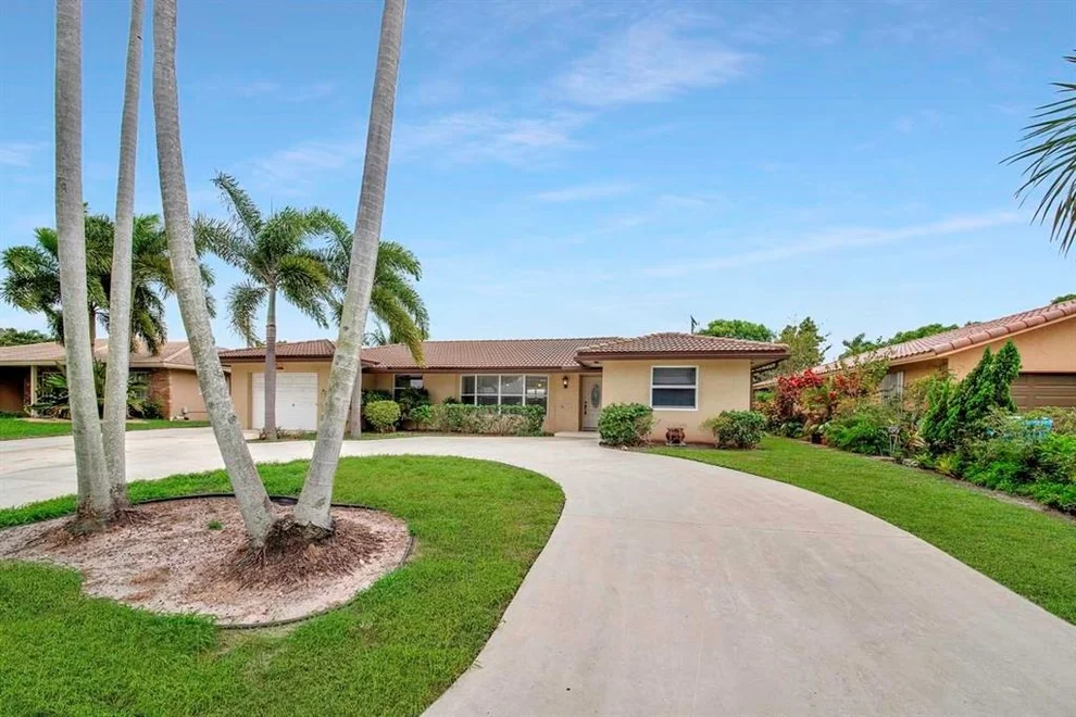 Unit for sale at 1300 SW 27th Avenue, Boynton Beach, FL 33426