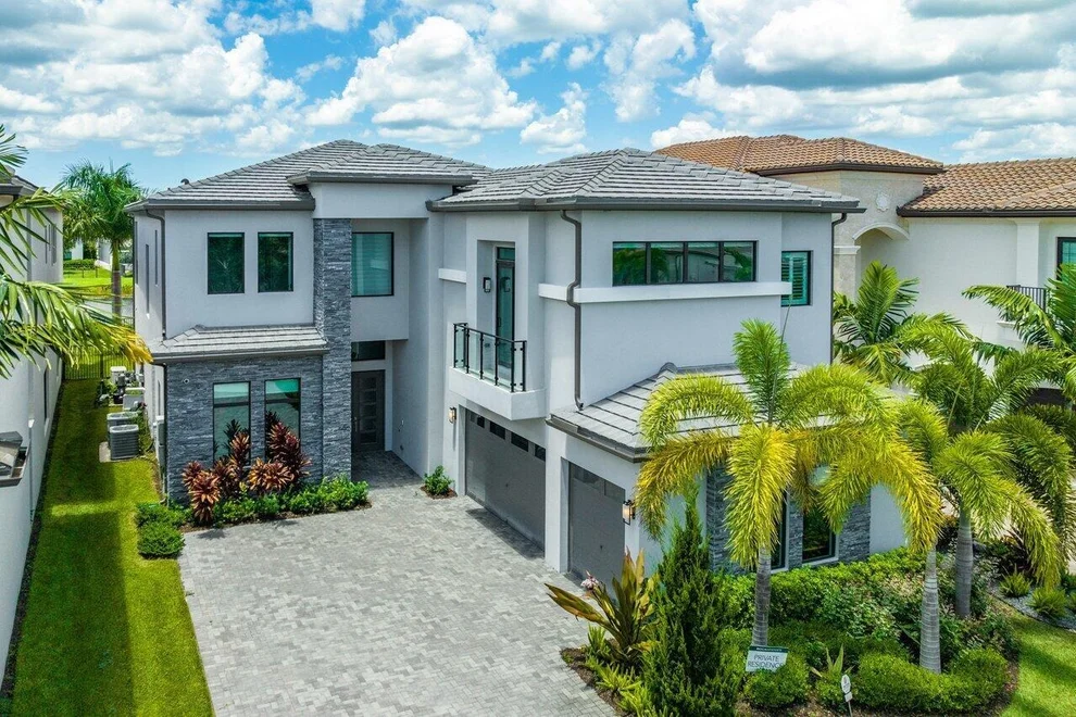 Unit for sale at 17159 Abruzzo Avenue, Boca Raton, FL 33496