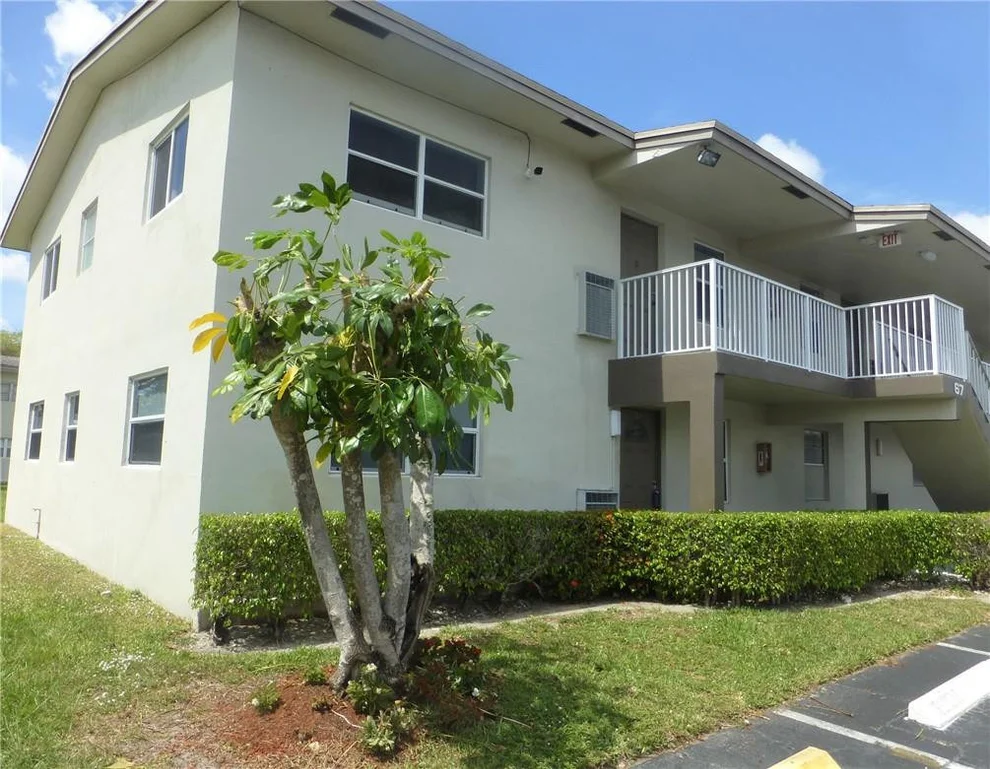 Unit for sale at 551 NW 80th Avenue, Margate, FL 33063