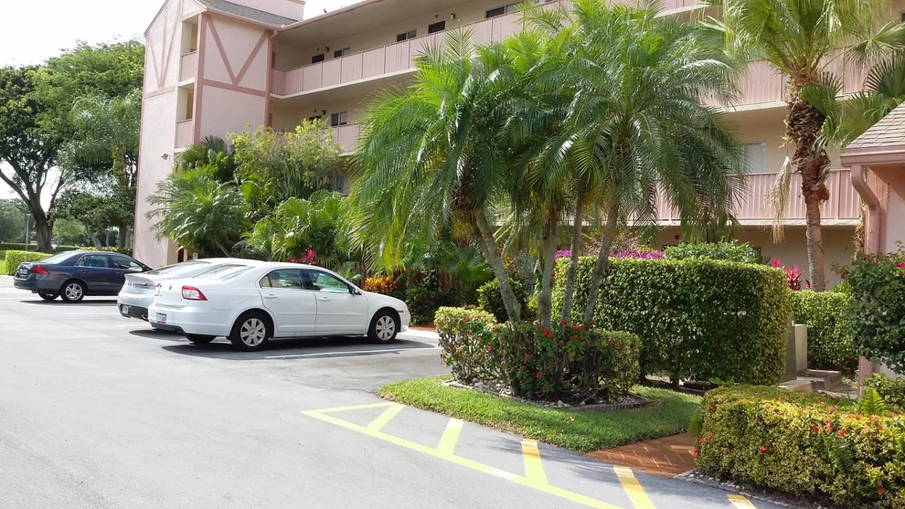 Unit for sale at 7267 Huntington Lane, Delray Beach, FL 33446