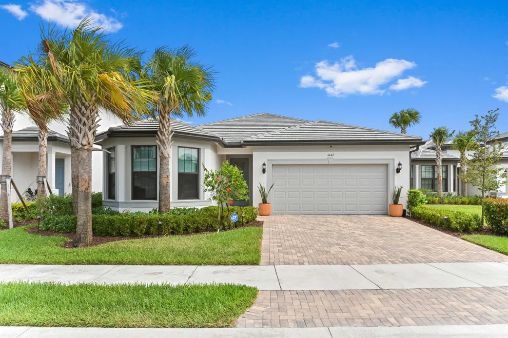 Unit for sale at 4442 Silverwood Lane S, Fort Lauderdale, FL 33309