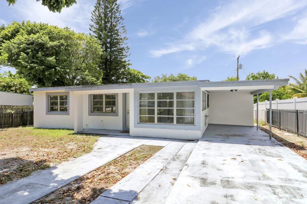 Unit for sale at 5519 Columbus Road, West Palm Beach, FL 33405