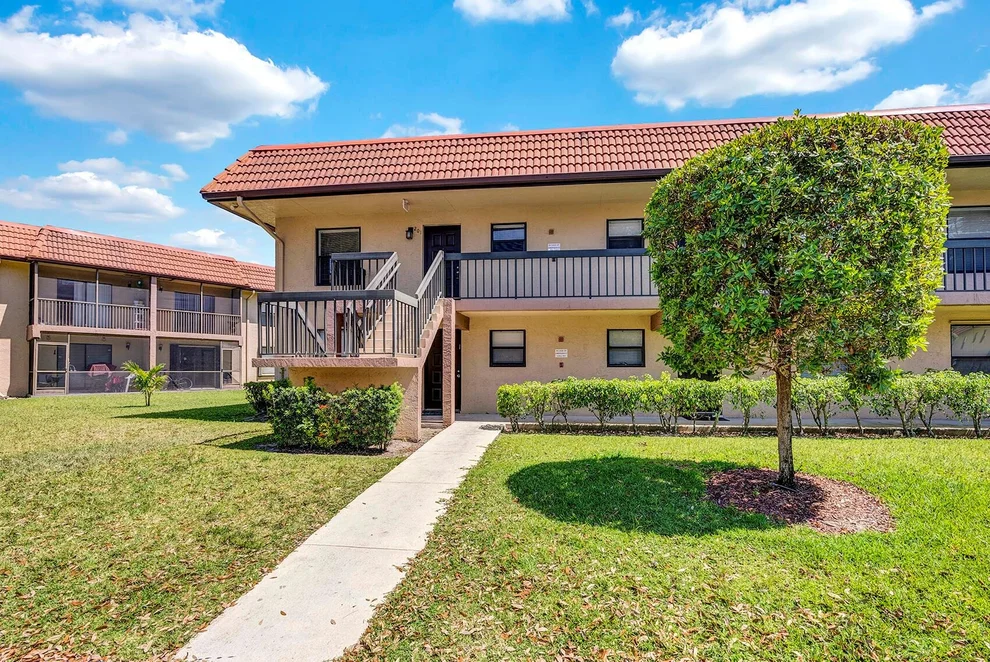 Unit for sale at 21895 Lake Forest Circle, Boca Raton, FL 33433