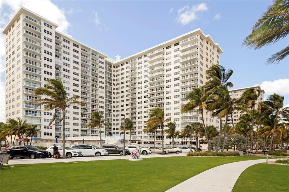 Unit for sale at 111 N Pompano Beach Boulevard, Pompano Beach, FL 33062