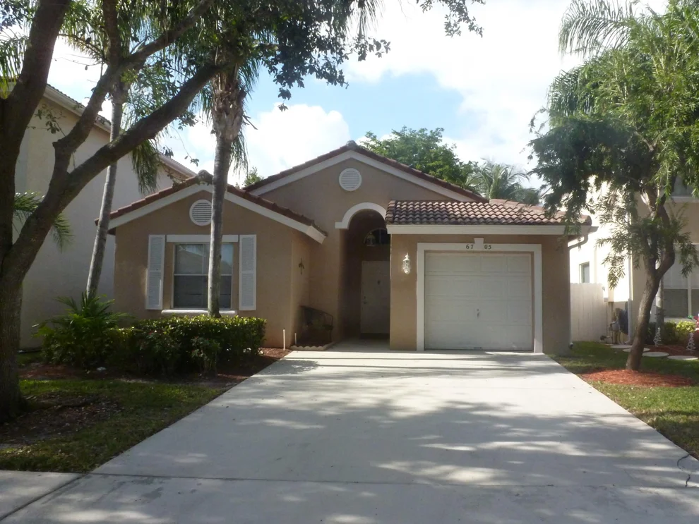Unit for sale at 6705 Green Island Circle, Lake Worth, FL 33463