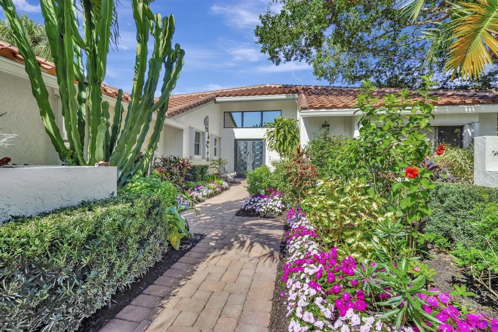 Unit for sale at 32 Hampshire Lane, Boynton Beach, FL 33436