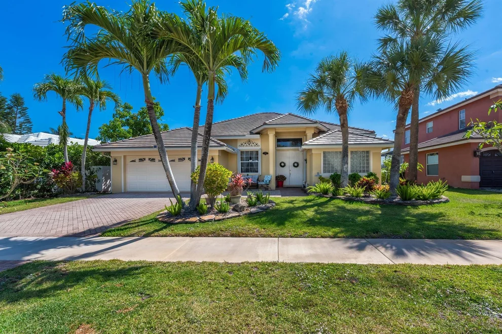 Unit for sale at 1860 Corsica Drive, Wellington, FL 33414