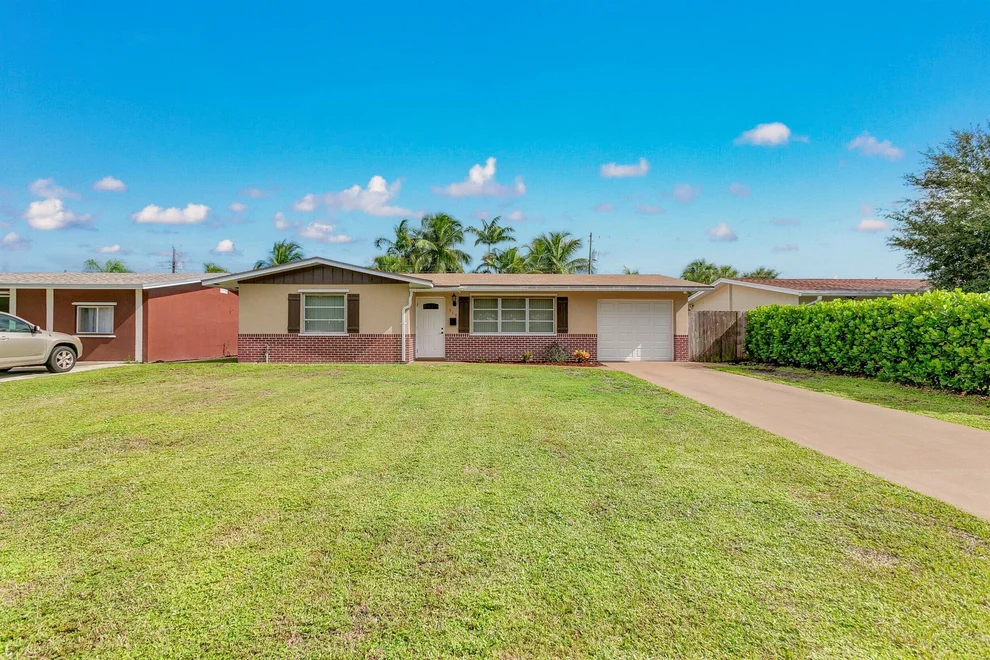 Unit for sale at 310 Camellia Street, Palm Beach Gardens, FL 33410